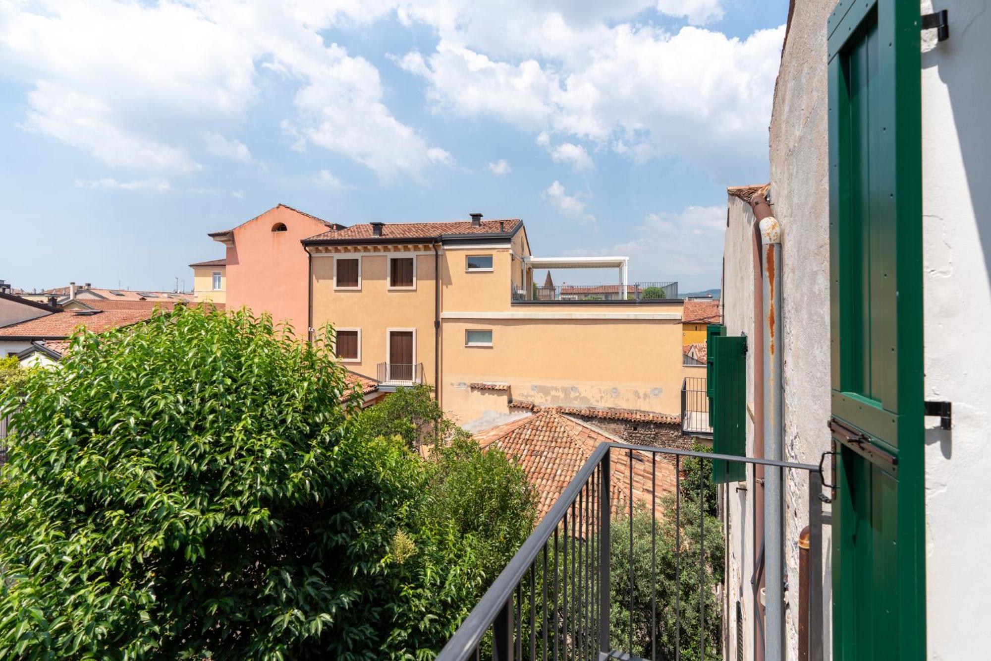 Palazzo Delle Guglie By Postcardsfrom Aparthotel Verona Kültér fotó