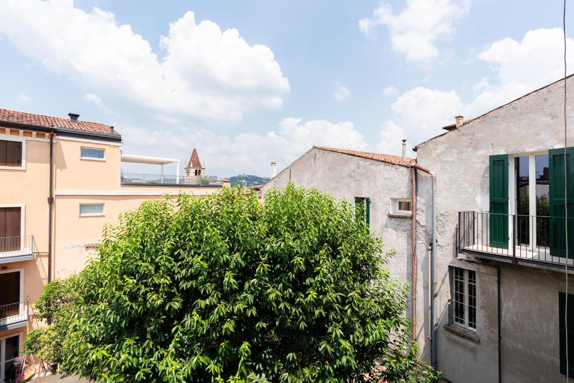 Palazzo Delle Guglie By Postcardsfrom Aparthotel Verona Kültér fotó