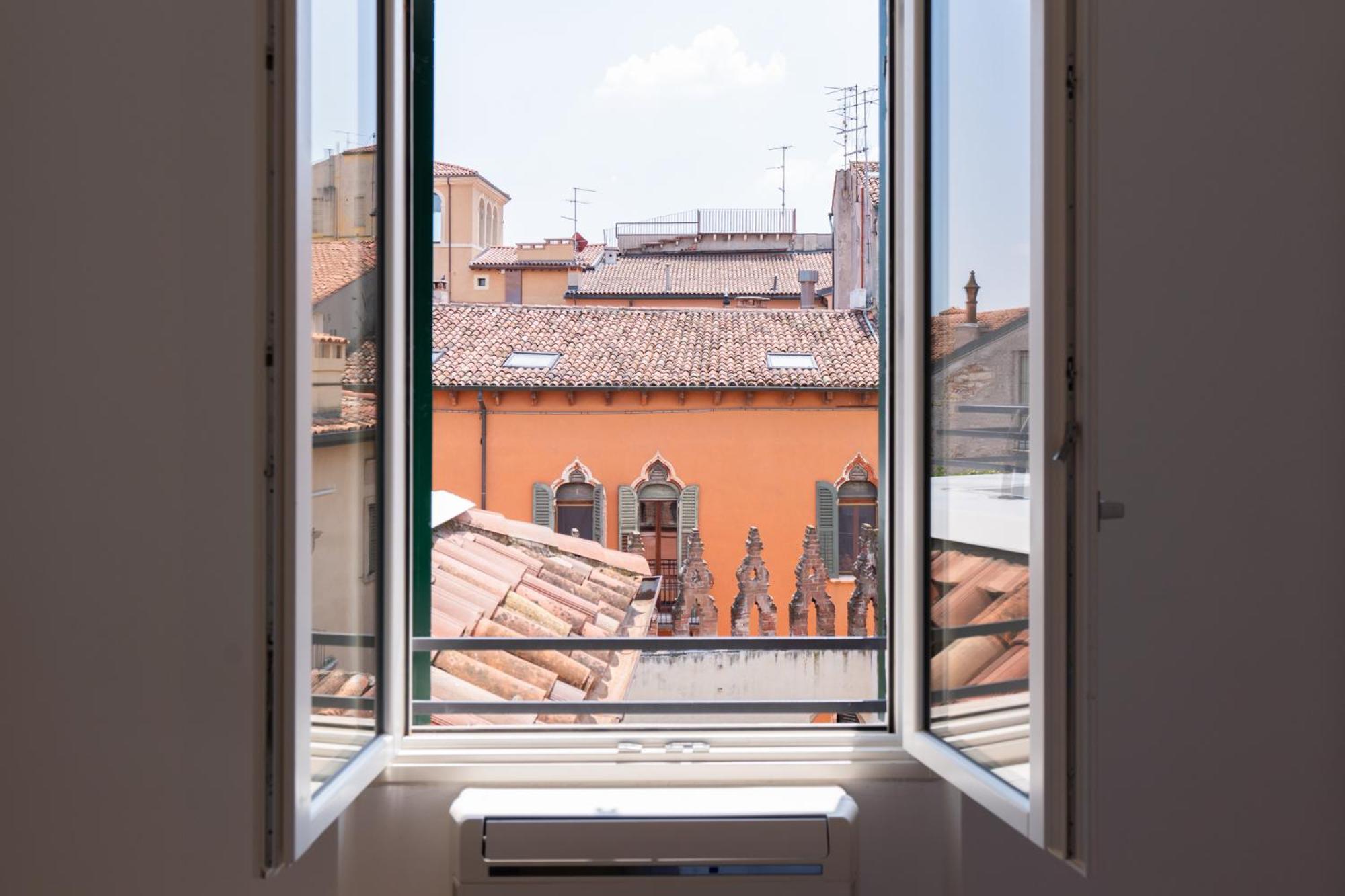 Palazzo Delle Guglie By Postcardsfrom Aparthotel Verona Kültér fotó