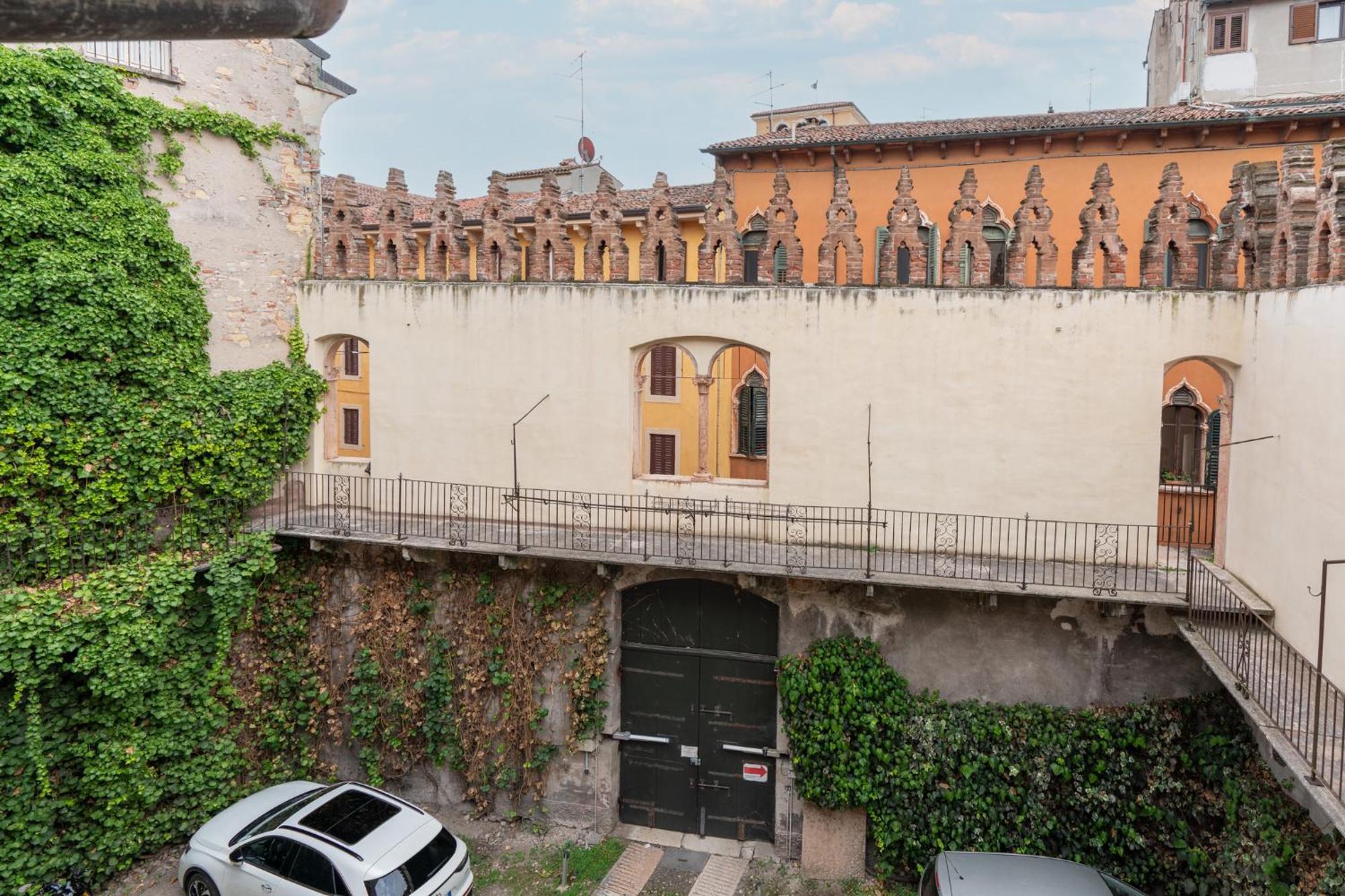 Palazzo Delle Guglie By Postcardsfrom Aparthotel Verona Kültér fotó